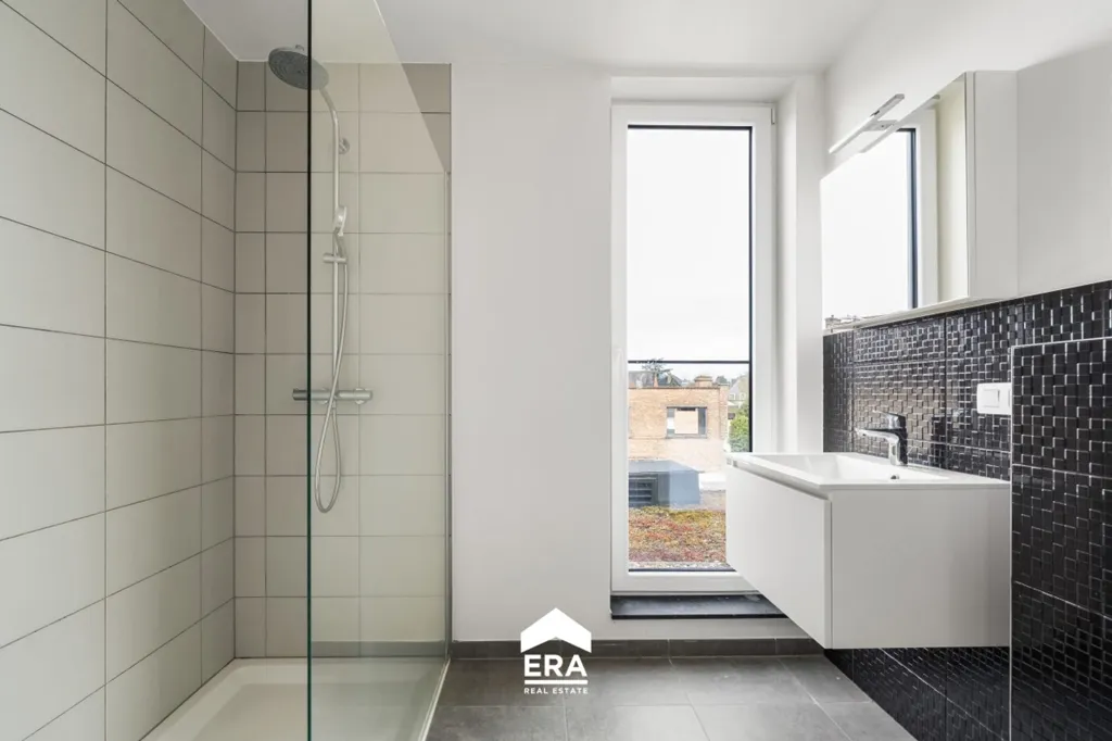 Salles de bain - Appartement Neuf avec Terrasse à Eeklo