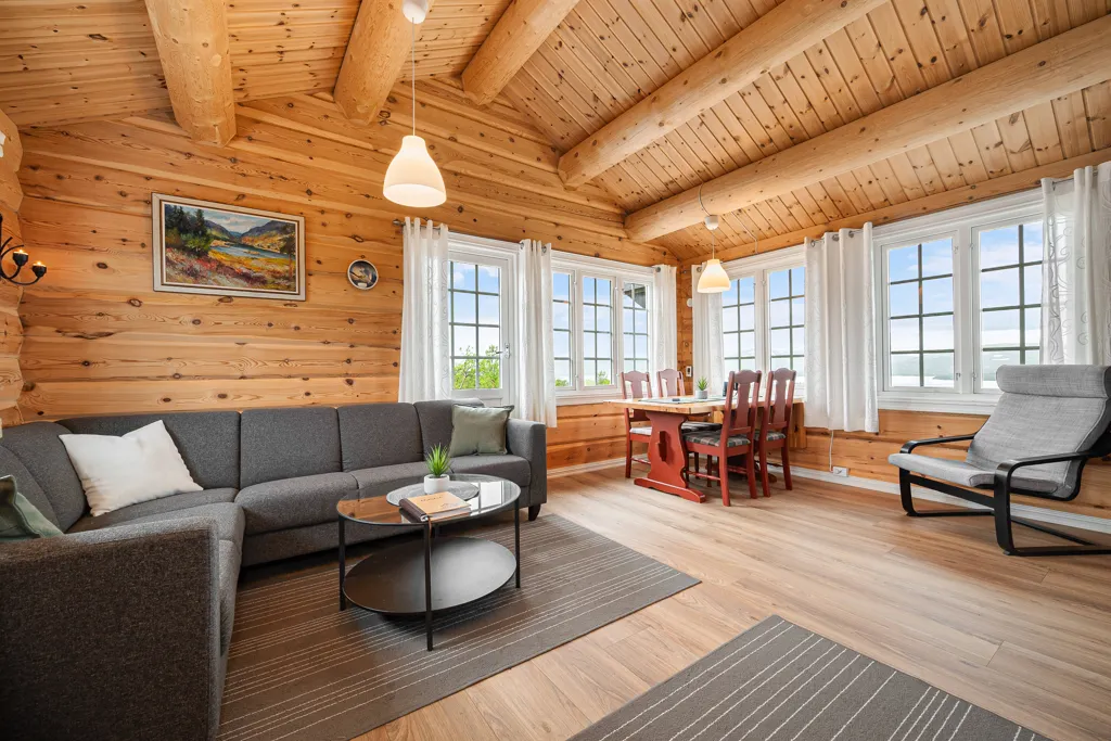 Séjour - Traditional Timber Cabin with Mountain Views in Ålen