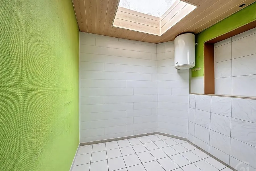 Vannitoad - 1-Bedroom House for Renovation in Wandre