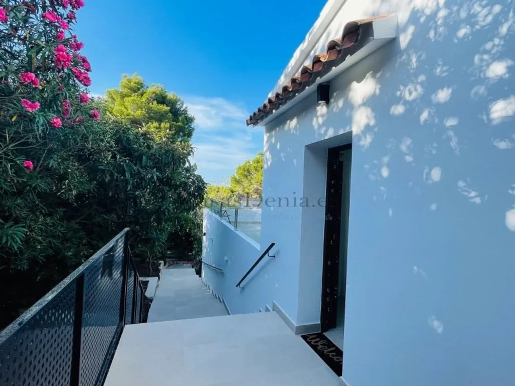 Terrass - New Villa with Sea Views in Denia