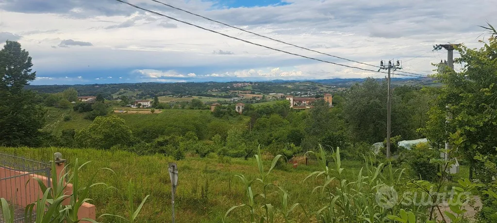 Jardin - Buildable Land with Panoramic View in Portacomaro