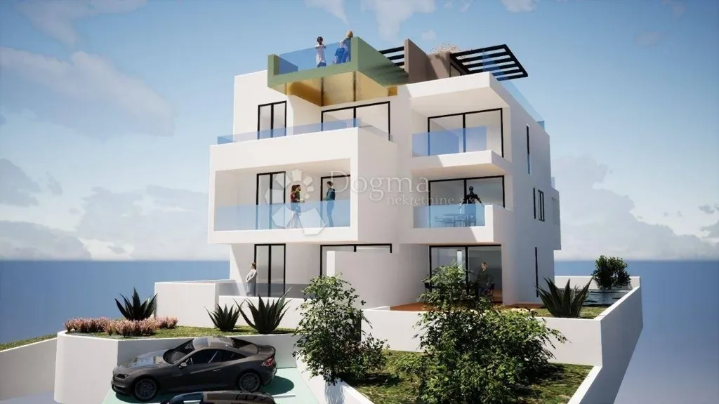 Two-Bedroom Apartment with Garden in Upper District