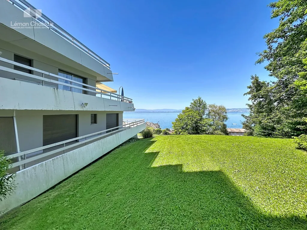 Aed - Luxury Flat with Lake View in Évian-les-Bains