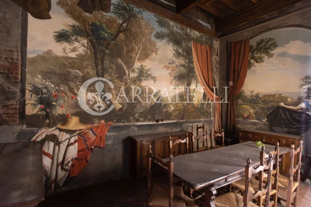 Söögituba - Historic Building with Courtyard in Florence