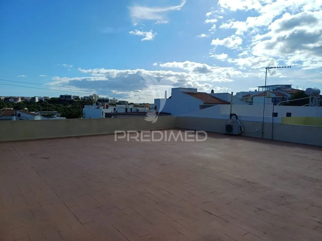 Terrass - Luxury Villa with Versatile Space in Portimão