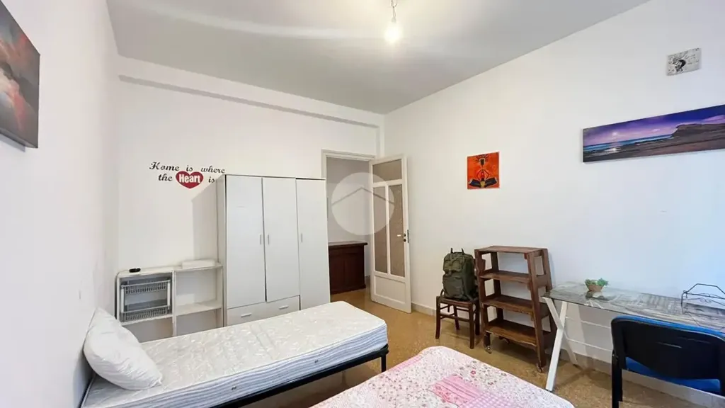 Chambres - Quadrilocale with Panoramic View in Palermo