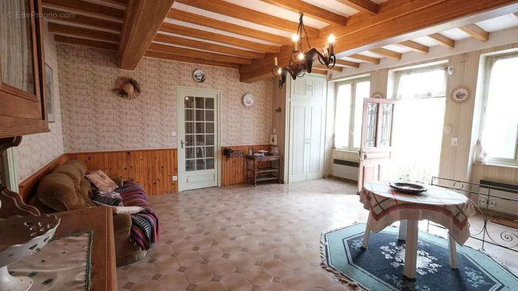 Söögituba - Large Semi-Detached House with Garden in Onlay
