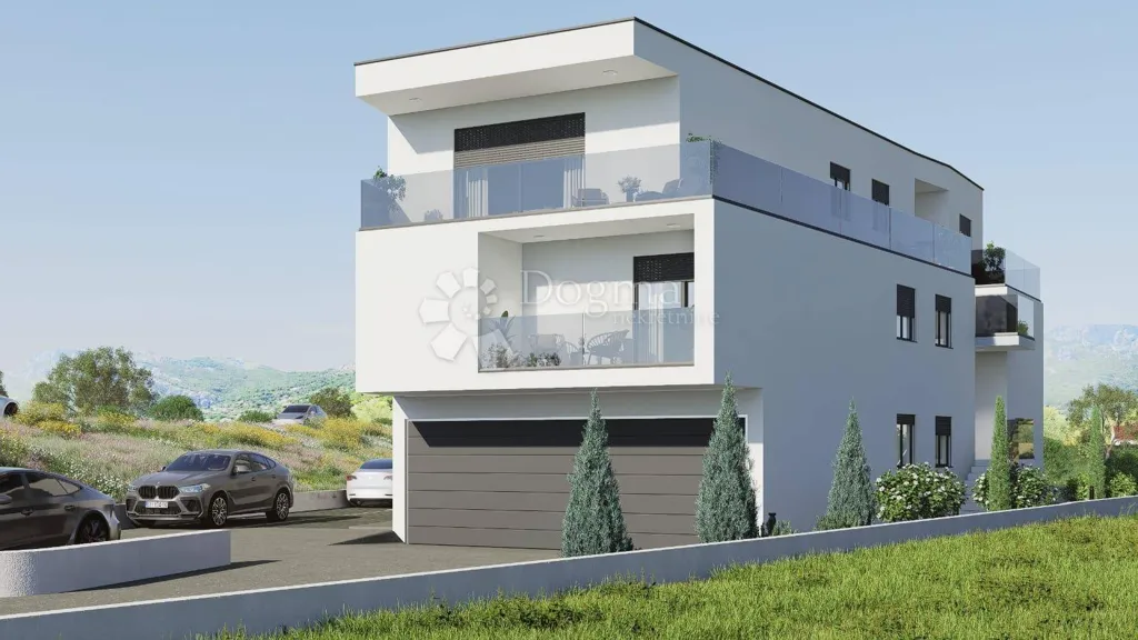 Modern Flat with Terrace in Kaštela