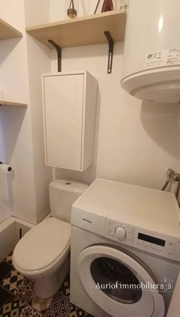 Pesuköök - Meubled 2-Bedroom Apartment in Peynier
