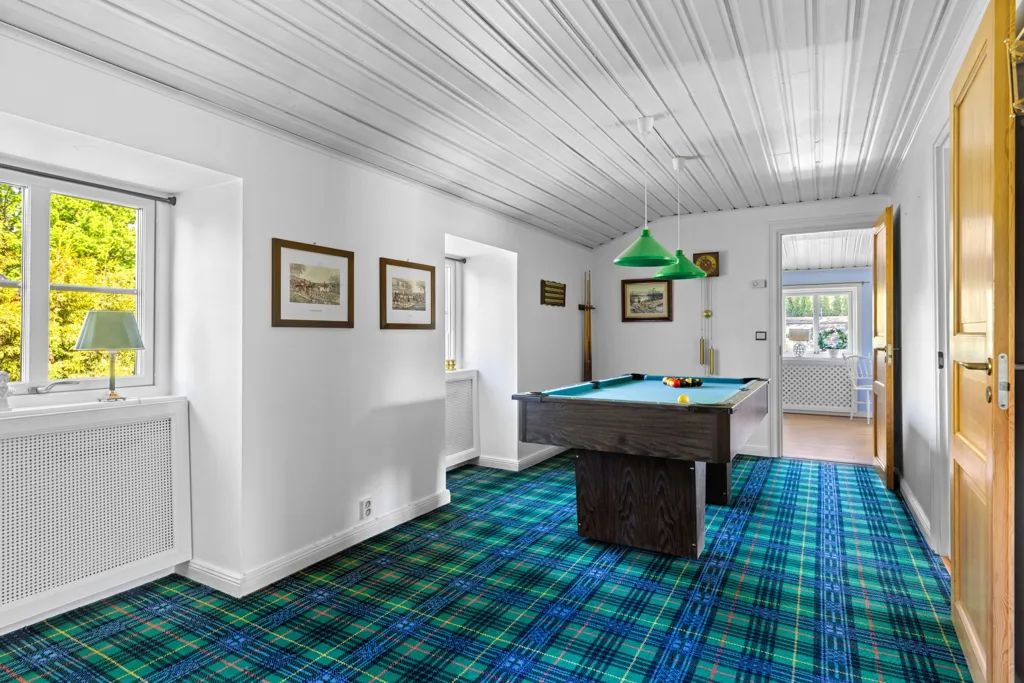 Toad - Charming Villa with Sea View on Fornudden