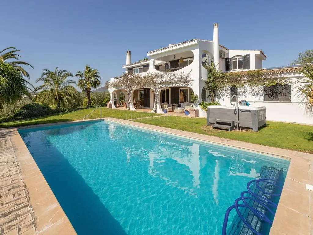 Bassein - Luxury Villa with Olive Grove in Moncarapacho