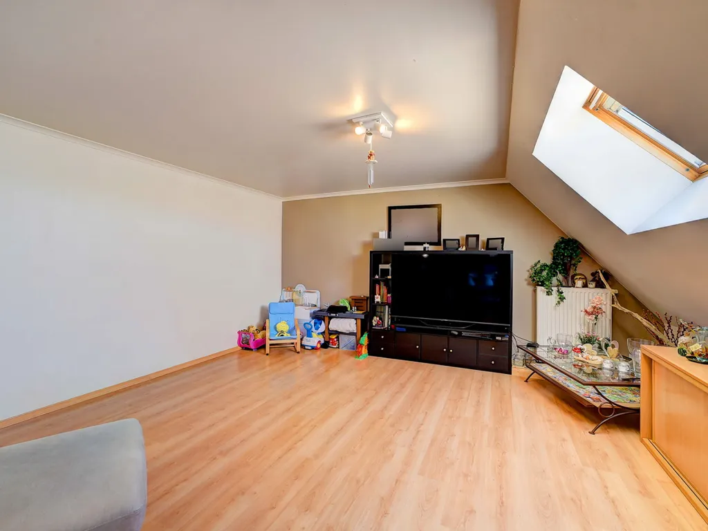 Toad - Duplex Apartment with Parking in Overijse Centre