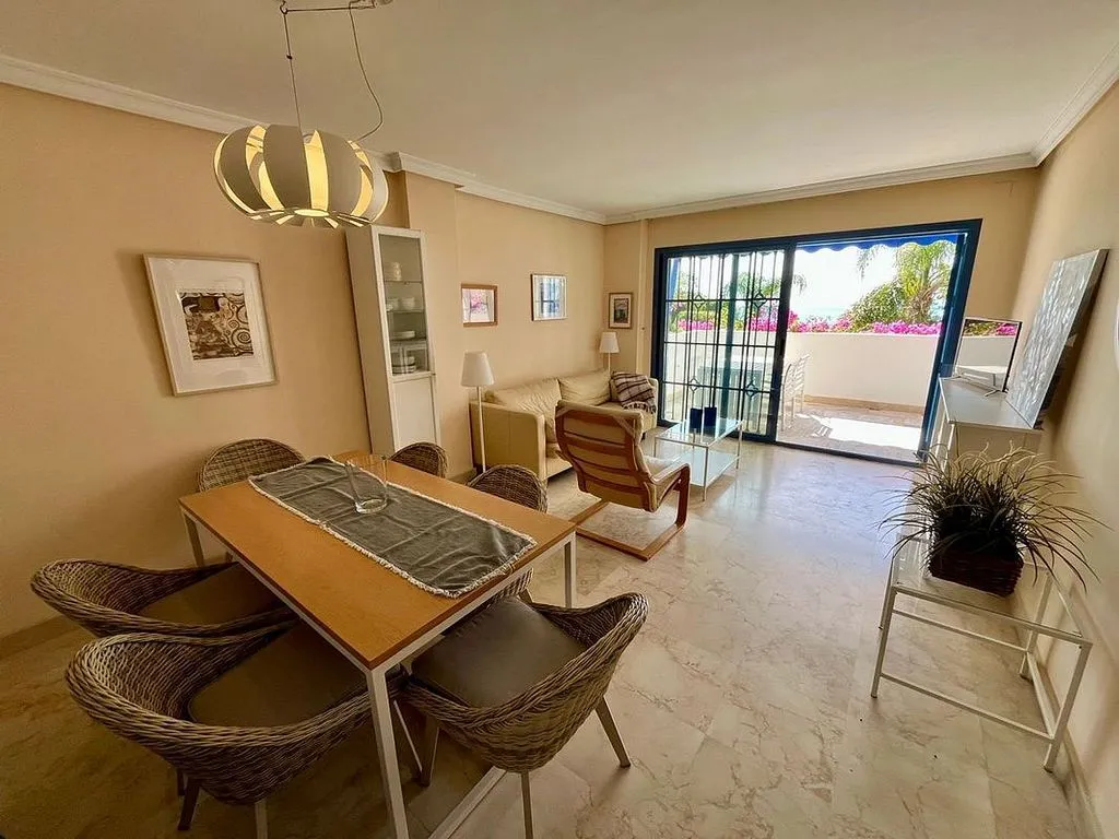 Salle à manger - Apartment with Pool and Sea View in Almuñécar