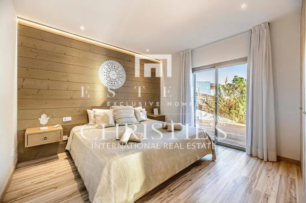 Magamistoad - Detached House with Infinity Pool in Cala Salada