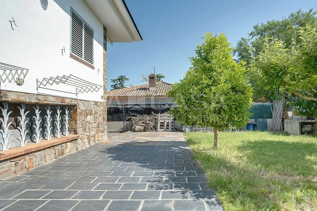 Jardin - Chalet with Terrace in Santa Eulàlia de Ronçana