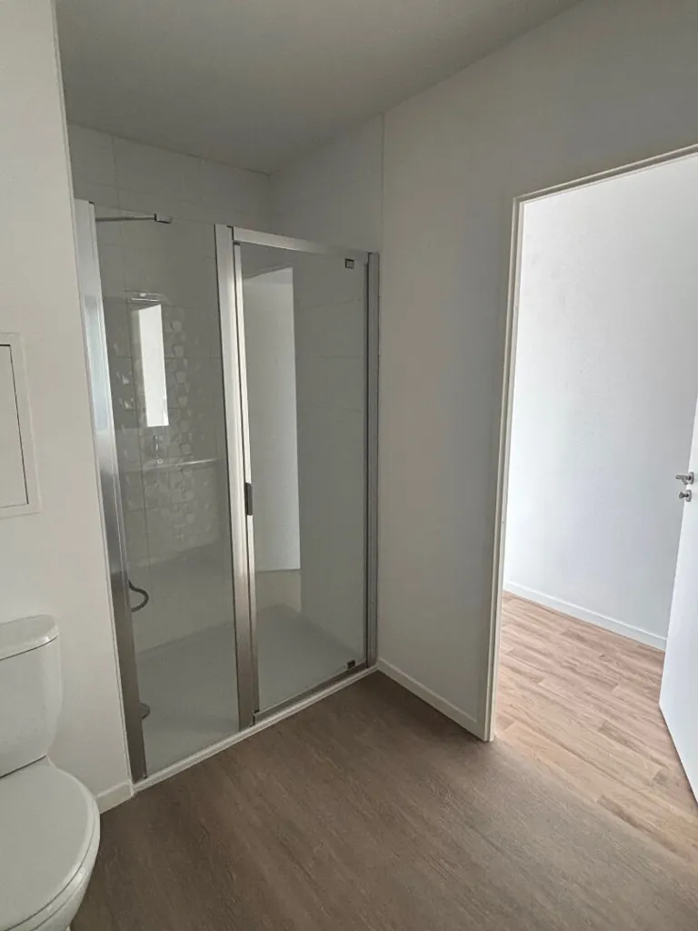 Salles de bain - Studio avec Ascenseur à Rennes, Rue de Saint-Malo