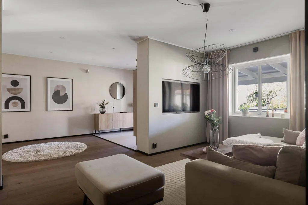 Séjour - Spacious Villa with Garden in Tibro