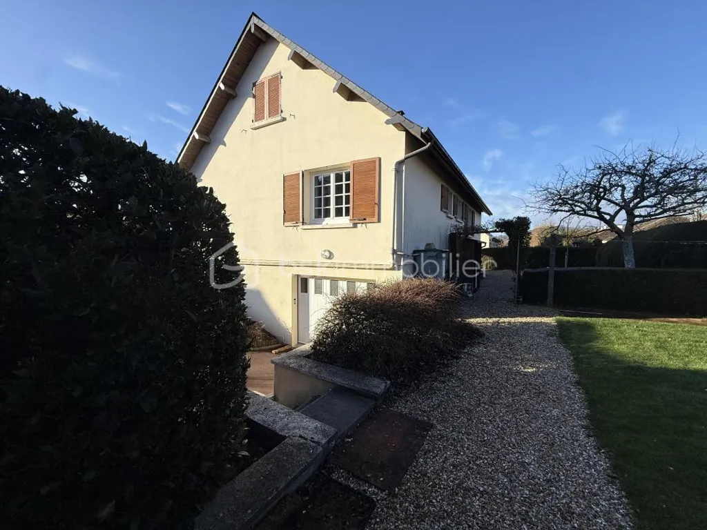 Esterno - House with Balcony near Lisieux