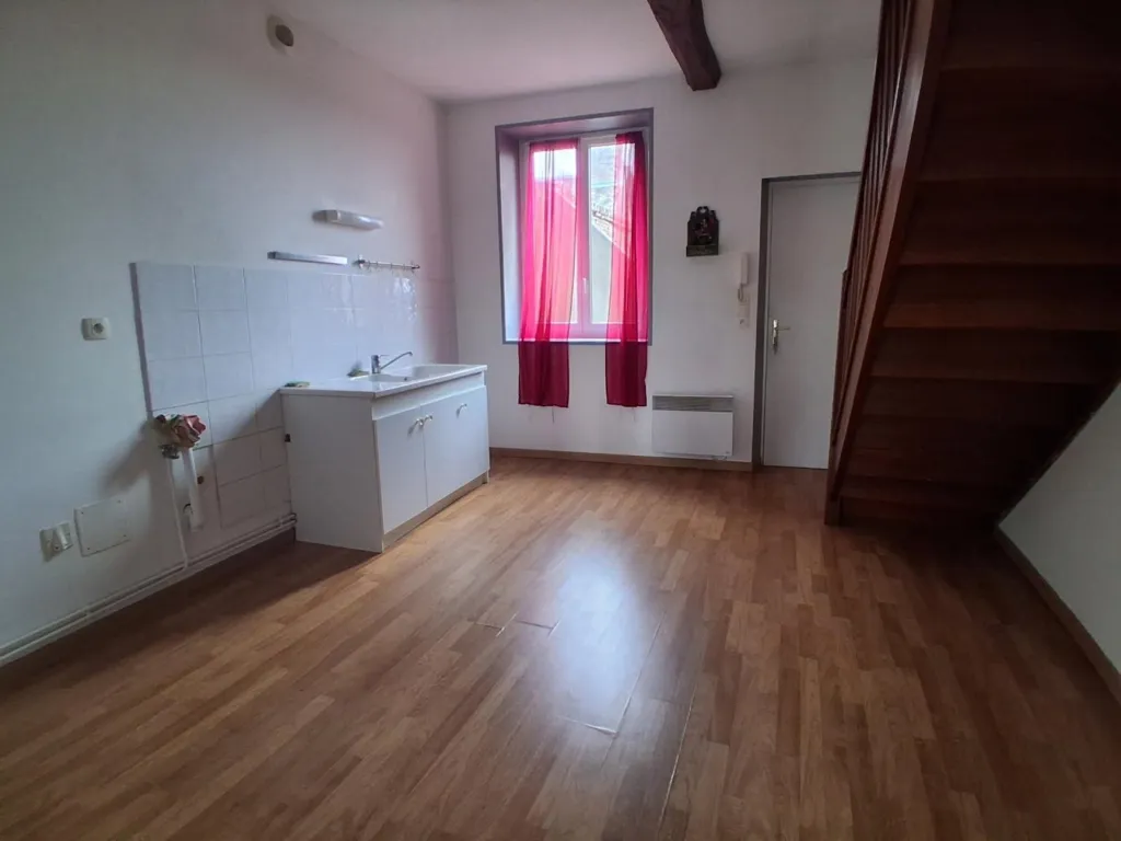 Cuisine - Appartement Duplex en Centre-ville à Bacqueville-en-Caux