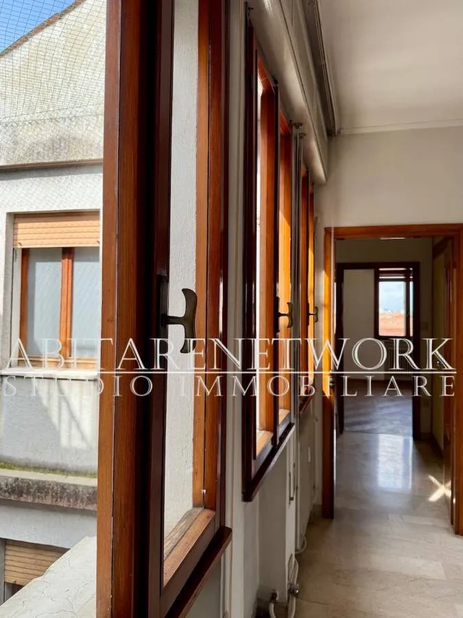 hallway_entrance