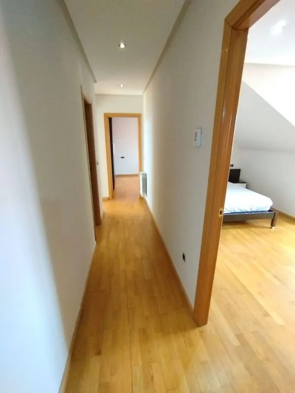 Entrée - Duplex with Terrace in Villaquilambre
