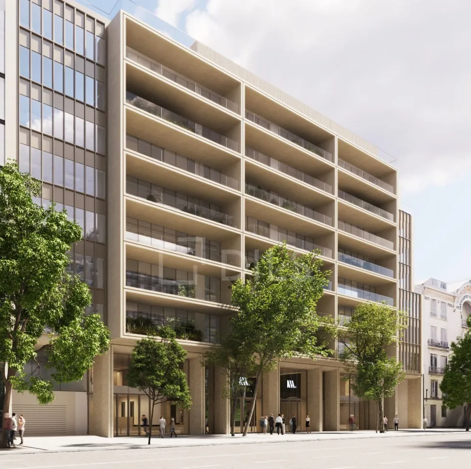 Office Building with Gym in Lisbon Centre