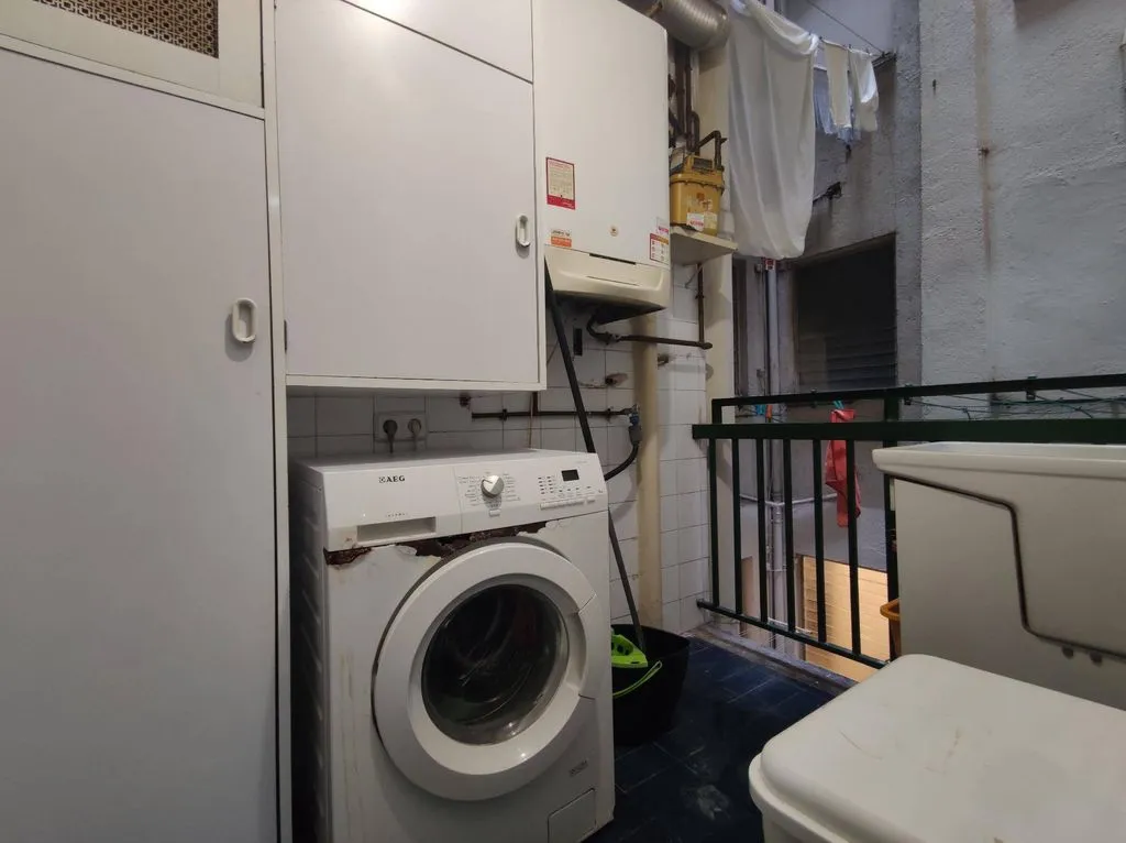 Lavanderia - Luxury Flat with Terrace in Sants, Barcelona