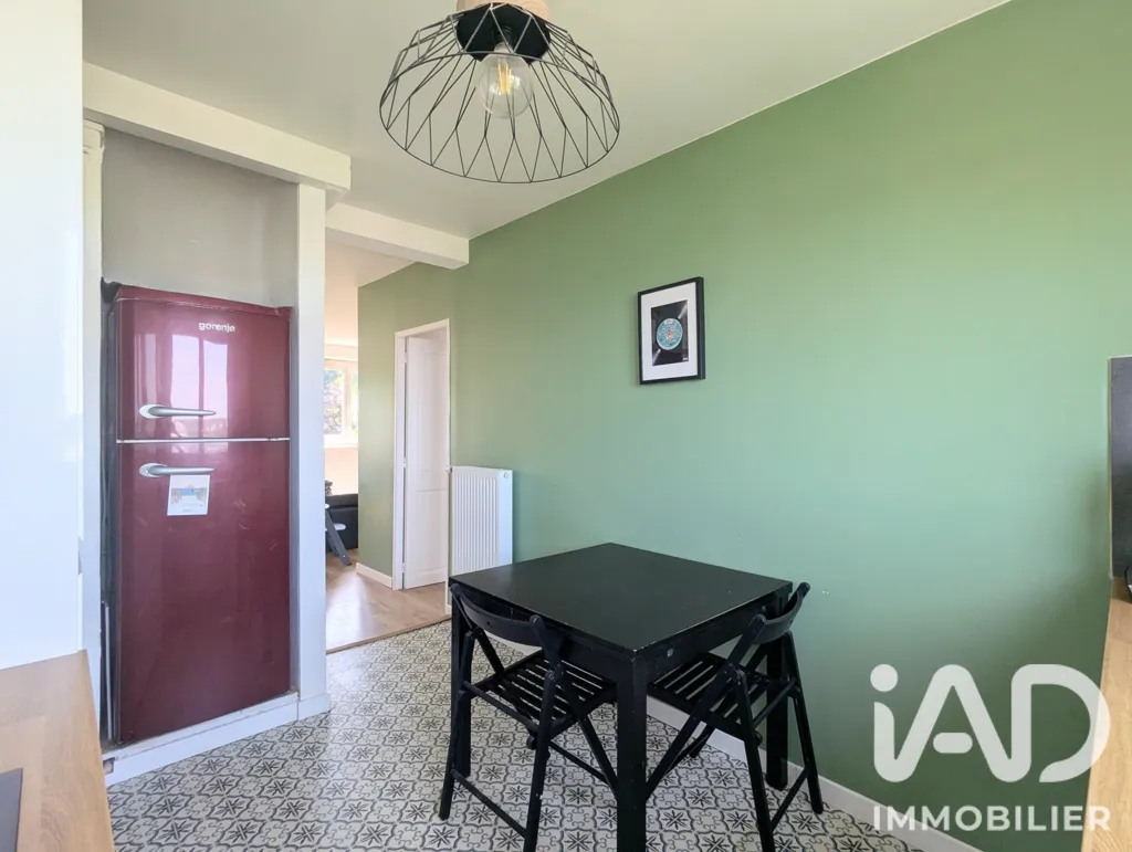 Salle à manger - Appartement rénové avec terrasse à Versailles