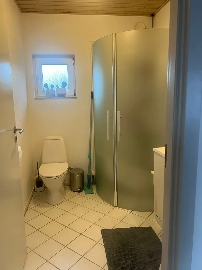 Salles de bain - Central Apartment with Balcony in Herning