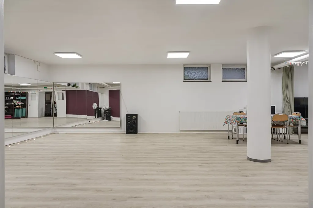 Toad - Renovated Business Unit with Luxurious Lighting in Malmö