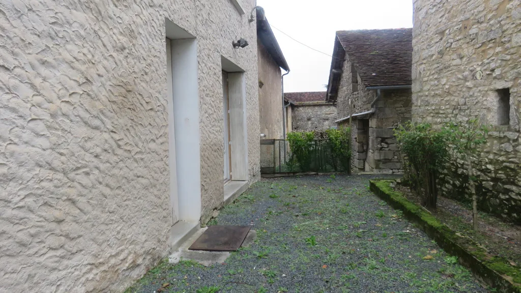 Jardin - Maison en Pierres avec Cour Privée près d'Excideuil
