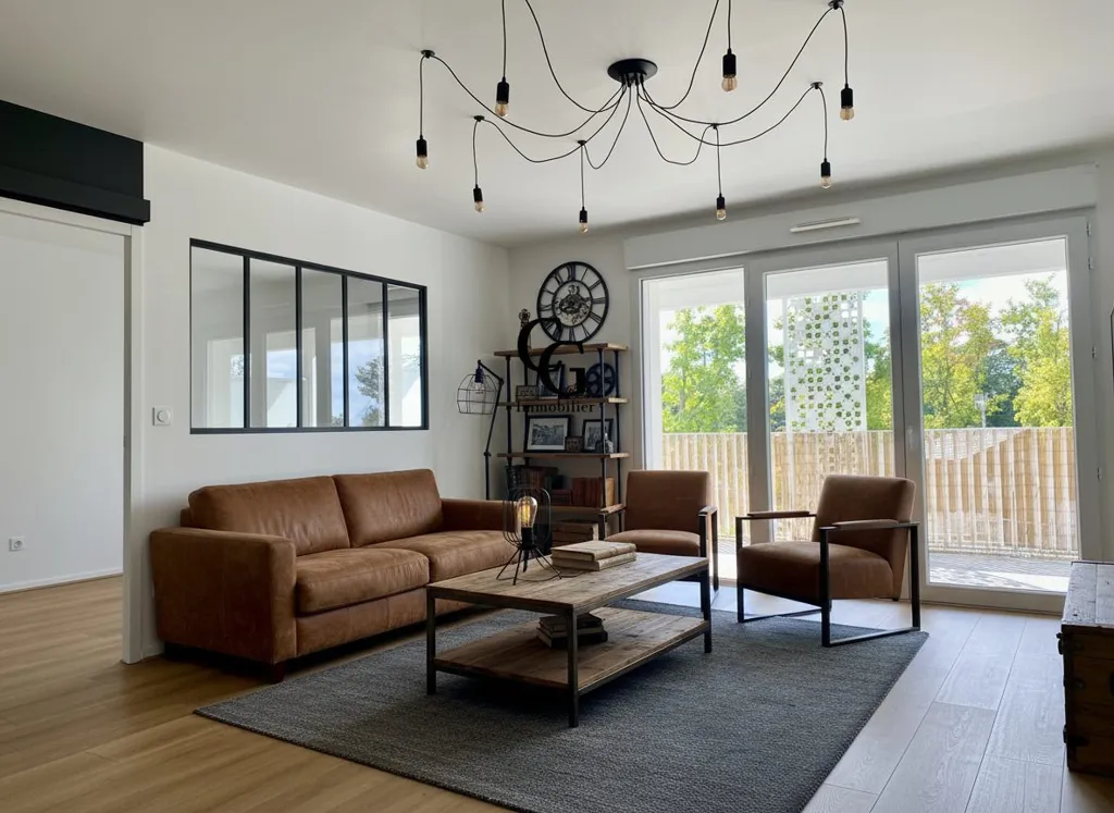 Séjour - Appartement Récent avec Balcon à Vertou