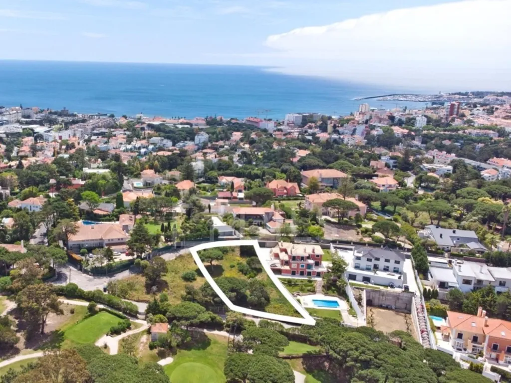 Vue aérienne - Construction Plot with Golf View in Estoril