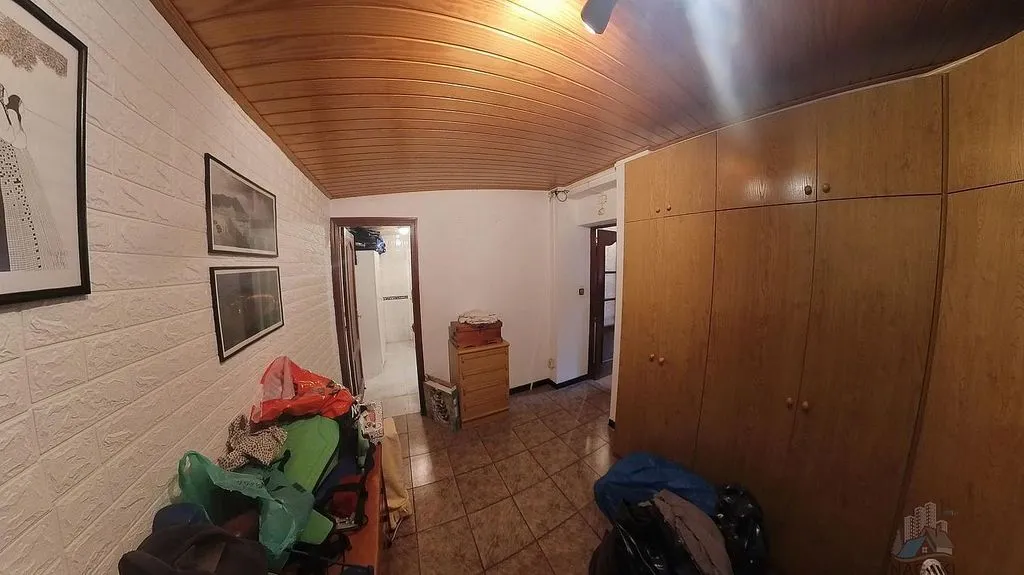 hallway_entrance