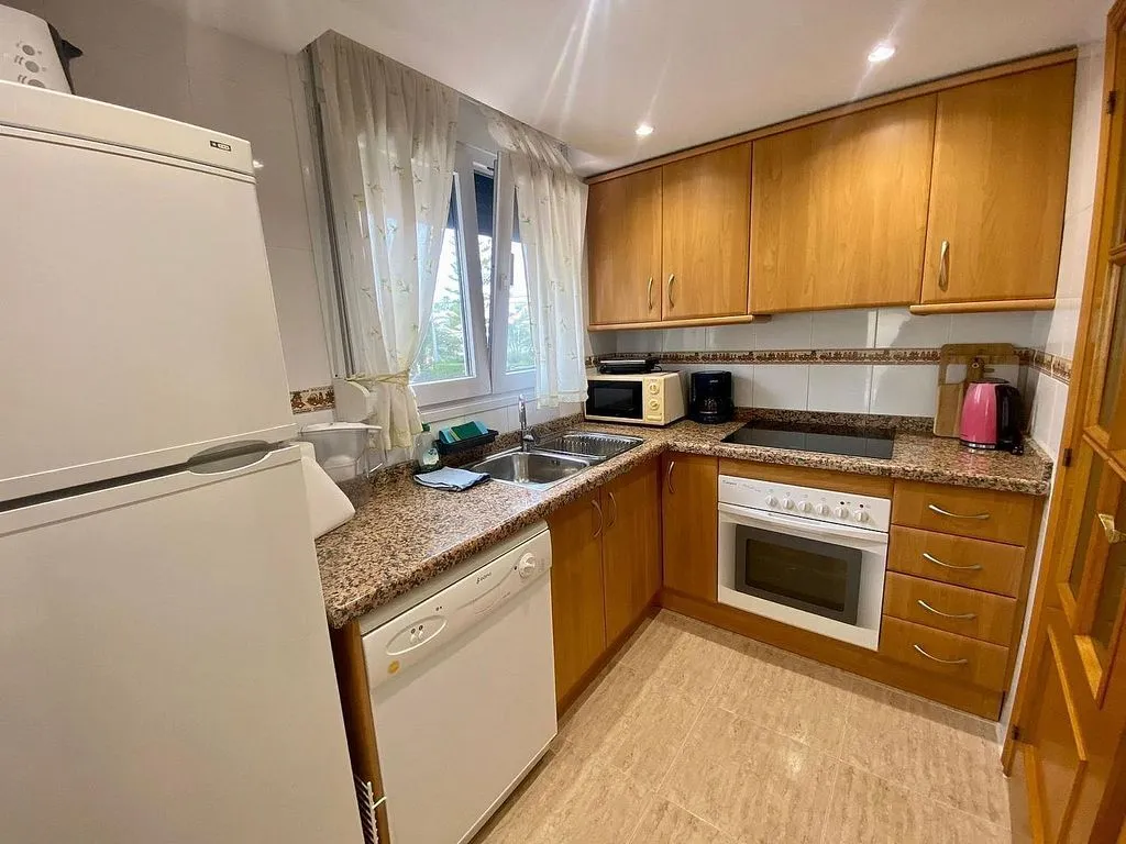 Köök - Spacious Apartment with Sea View in Caleta