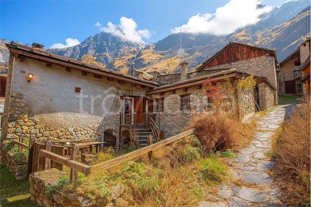Historic Cottage with Garden in Bardonecchia