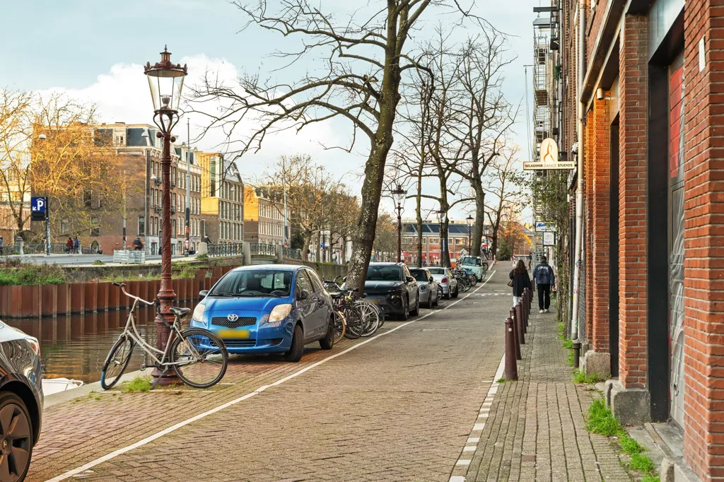 Exterior - Galerijflat with Garden at Lijnbaansgracht
