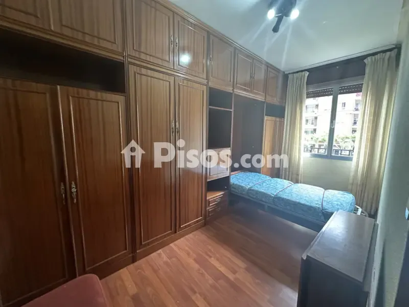 Magamistoad - Spacious Student Flat with Metro Access in San Ignacio