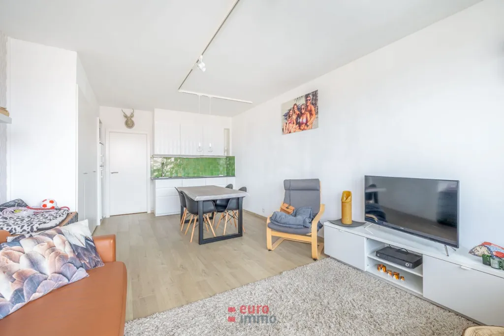Séjour - Studio avec Slaaphoek et Terrasse dans un Cadre Calme