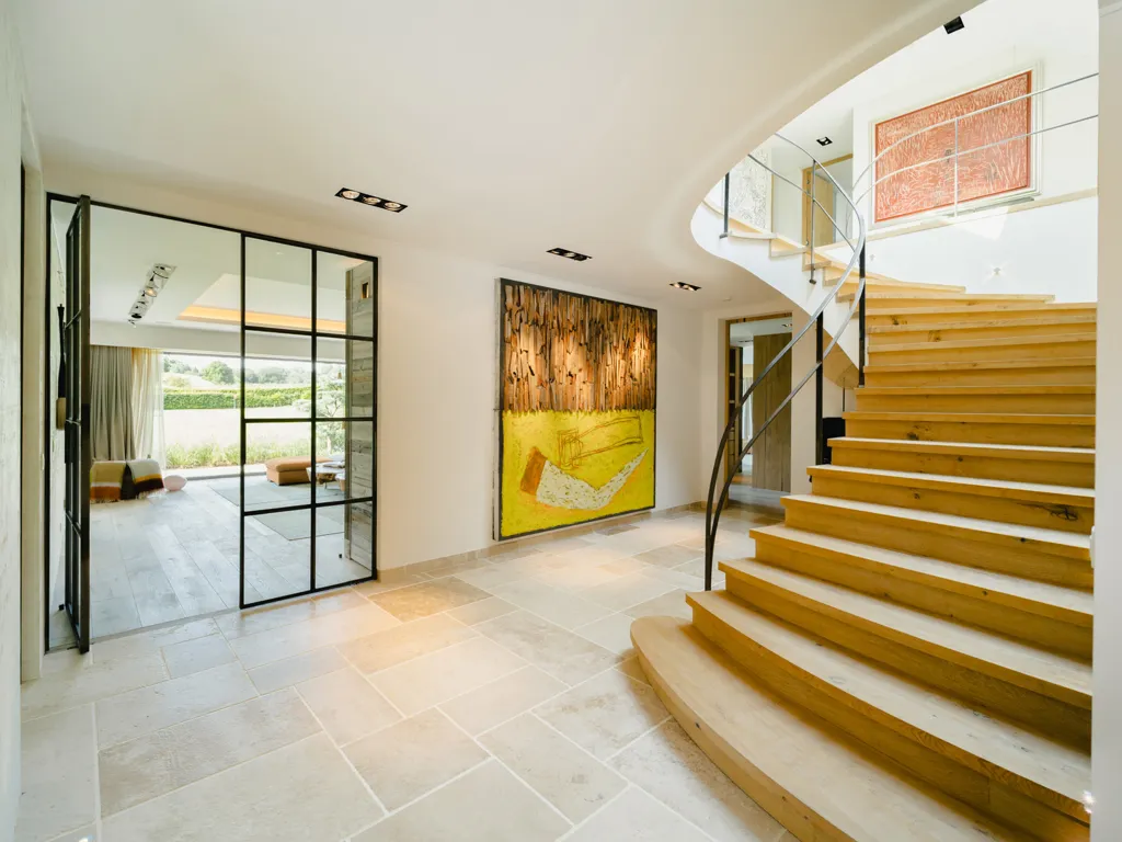 Toad - Elegant Villa with Heated Pool in Ohain
