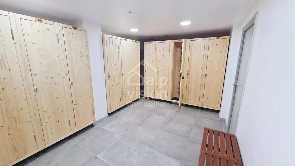 Entrée - Appartement Neuf avec Balcon et Vue Montagne à Châtel