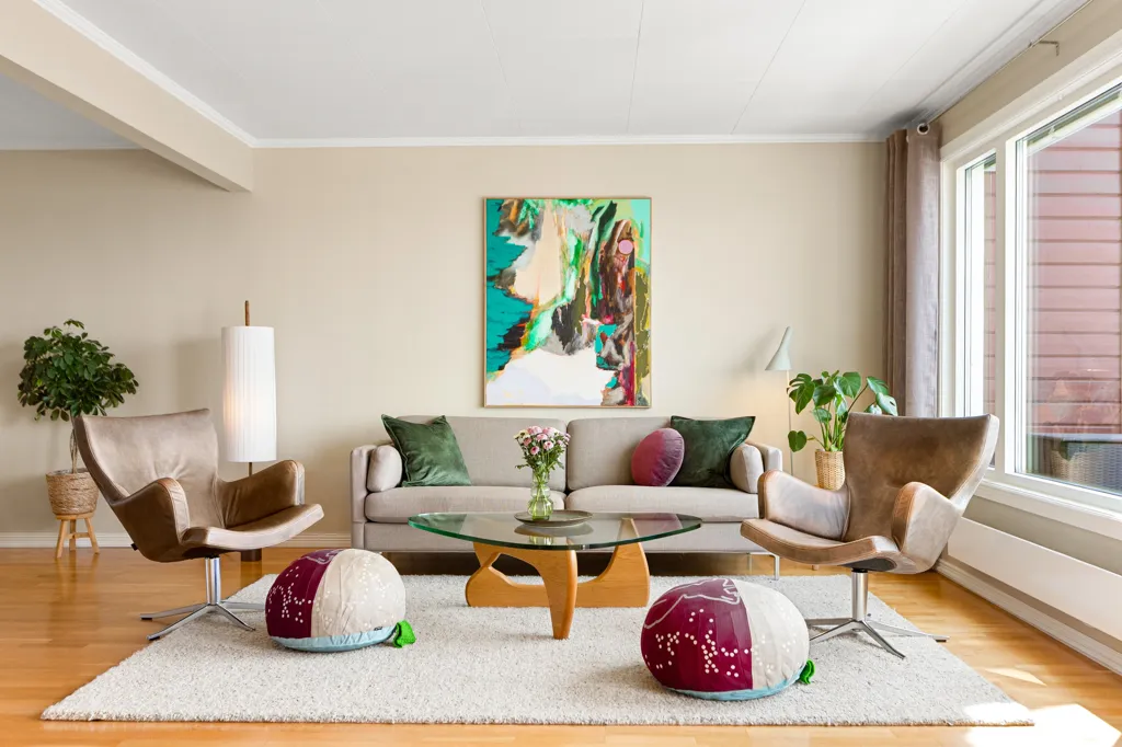 Living Room - Spacious Terraced House with Terrace in Quiet Area