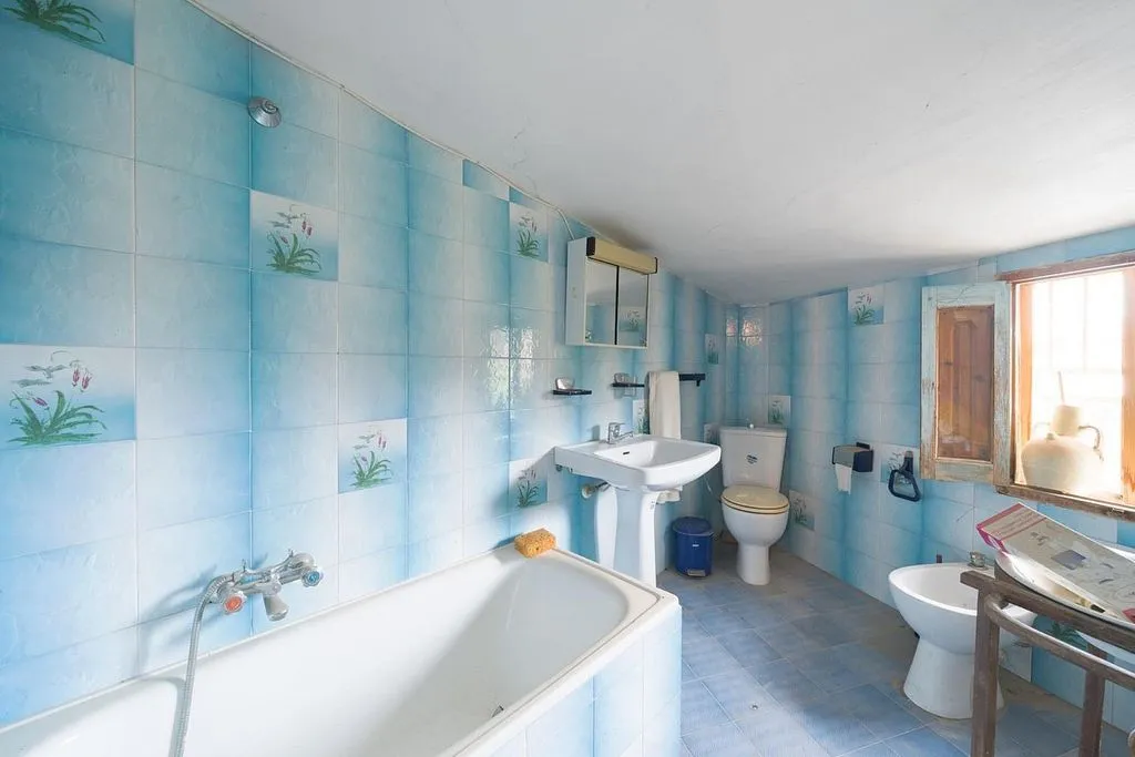 Bagni - Rural House with Potential in Fortuna