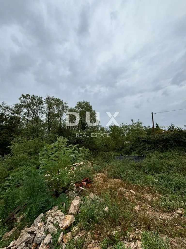Jardin - Mixed-Use Land near Kanfanar Centre, Istra