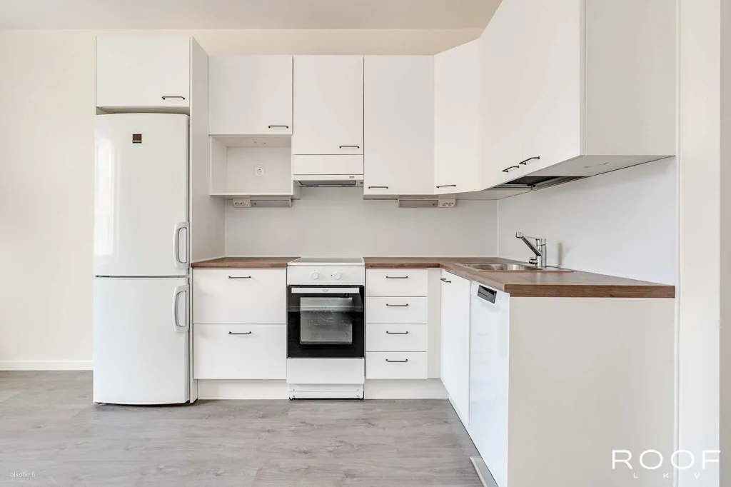 Köök - Renovated Apartment with Balcony in Amuri
