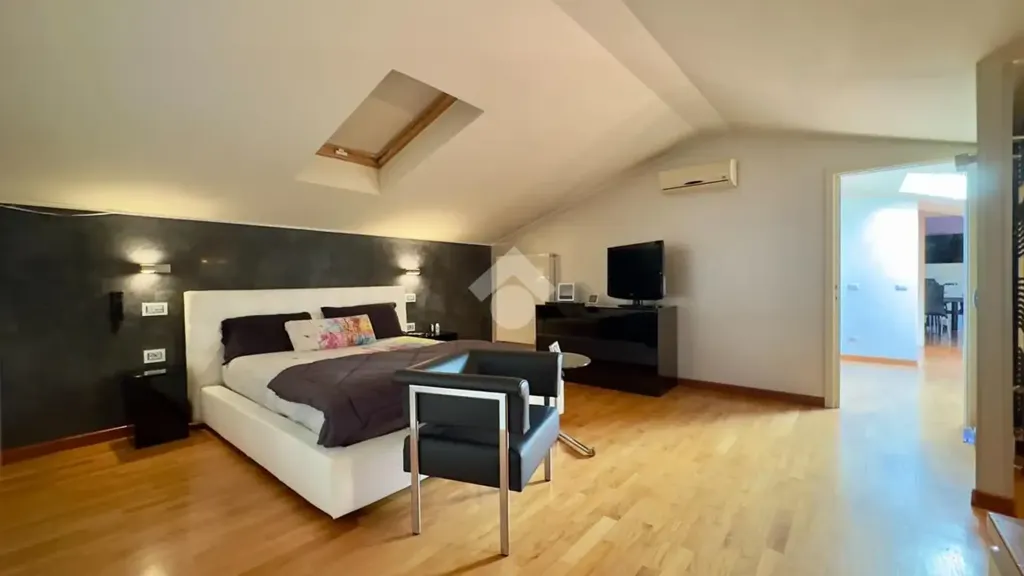 Magamistoad - Rustic 3-Bedroom in Crema's Historic Centre