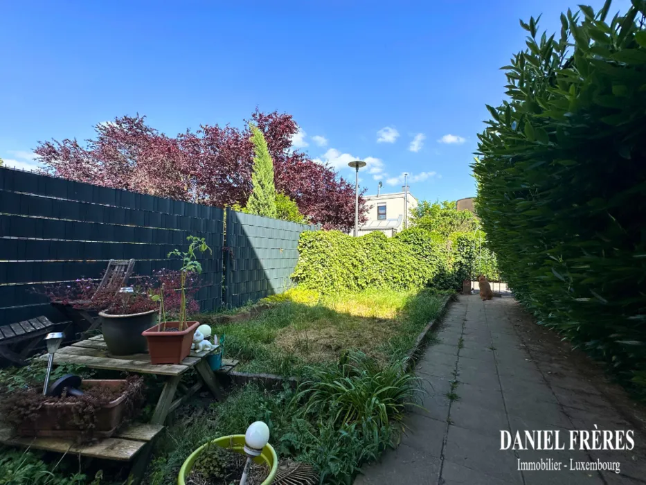 Aed - Historic House with Garden in Dudelange