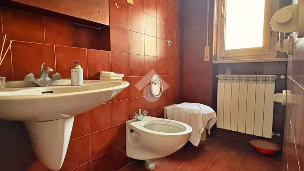 Salles de bain - Spacious Apartment with Balcony in Fabriano
