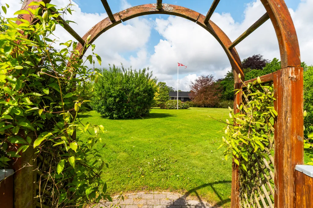 Garden - Detached Villa with Garden in Karup J