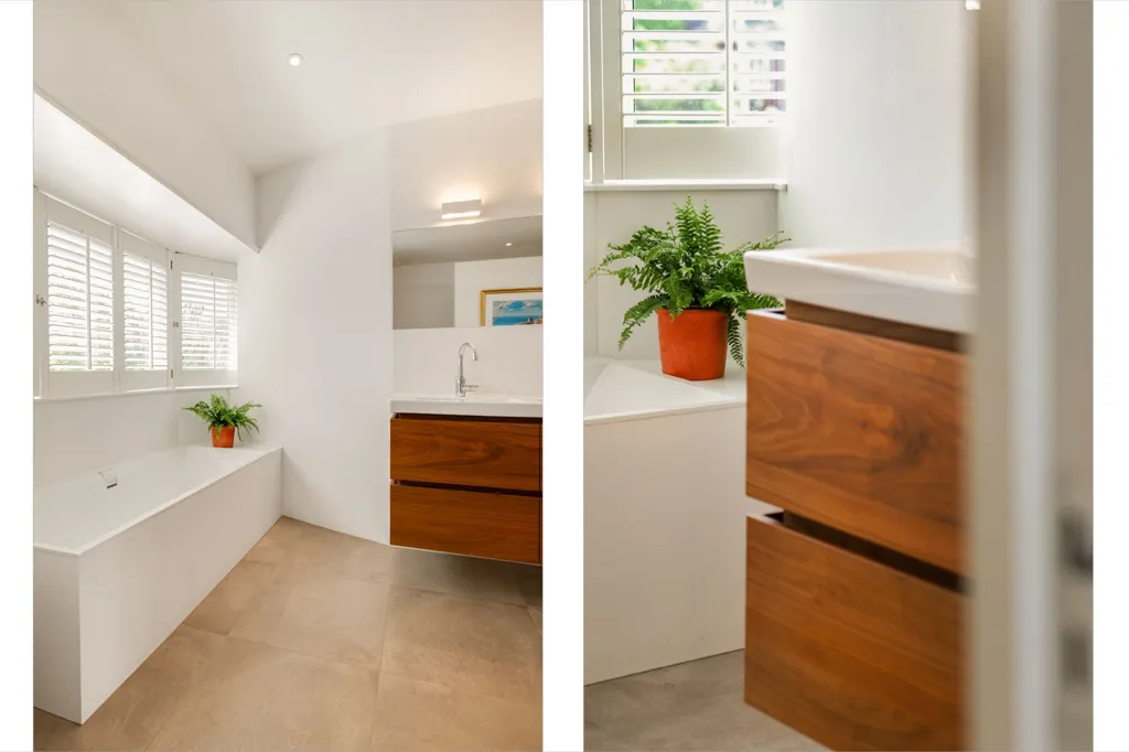 Bathrooms - Villa with Garden in Rotterdam-Kralingen